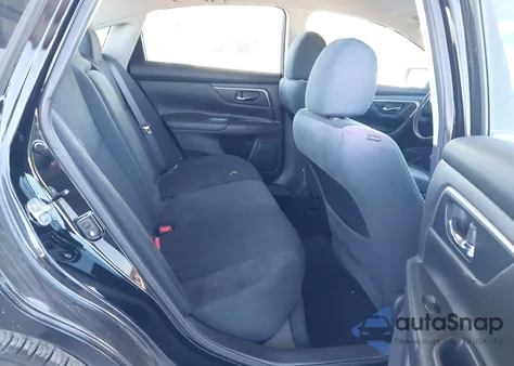 2015 Nissan Altima 2.5 Sv z USA, uszkodzony, nr VIN 1N4AL3AP2FC493332